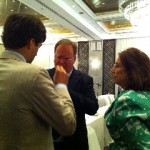 INLW Deputy President negociating with LI President Hans van Baalen in Manilla